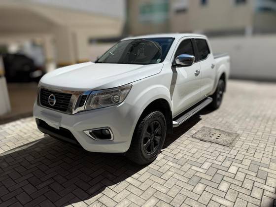 NISSAN FRONTIER 2.3 16V TURBO DIESEL XE CD 4X4 AUTOMÁTICO